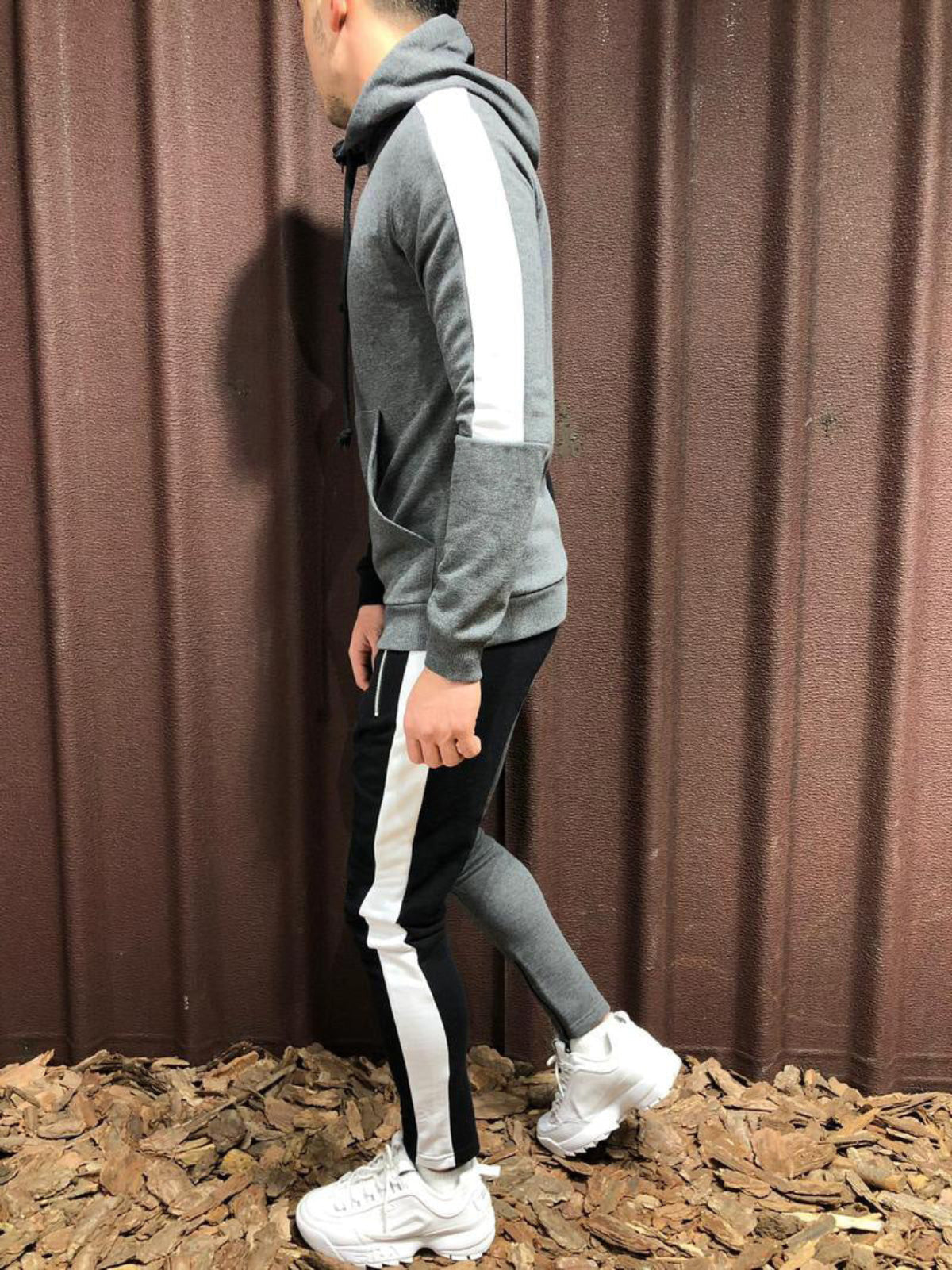 Conjunto de Chaqueta con Capucha y Pantalón en Contraste – Ideal para Todas las Temporadas