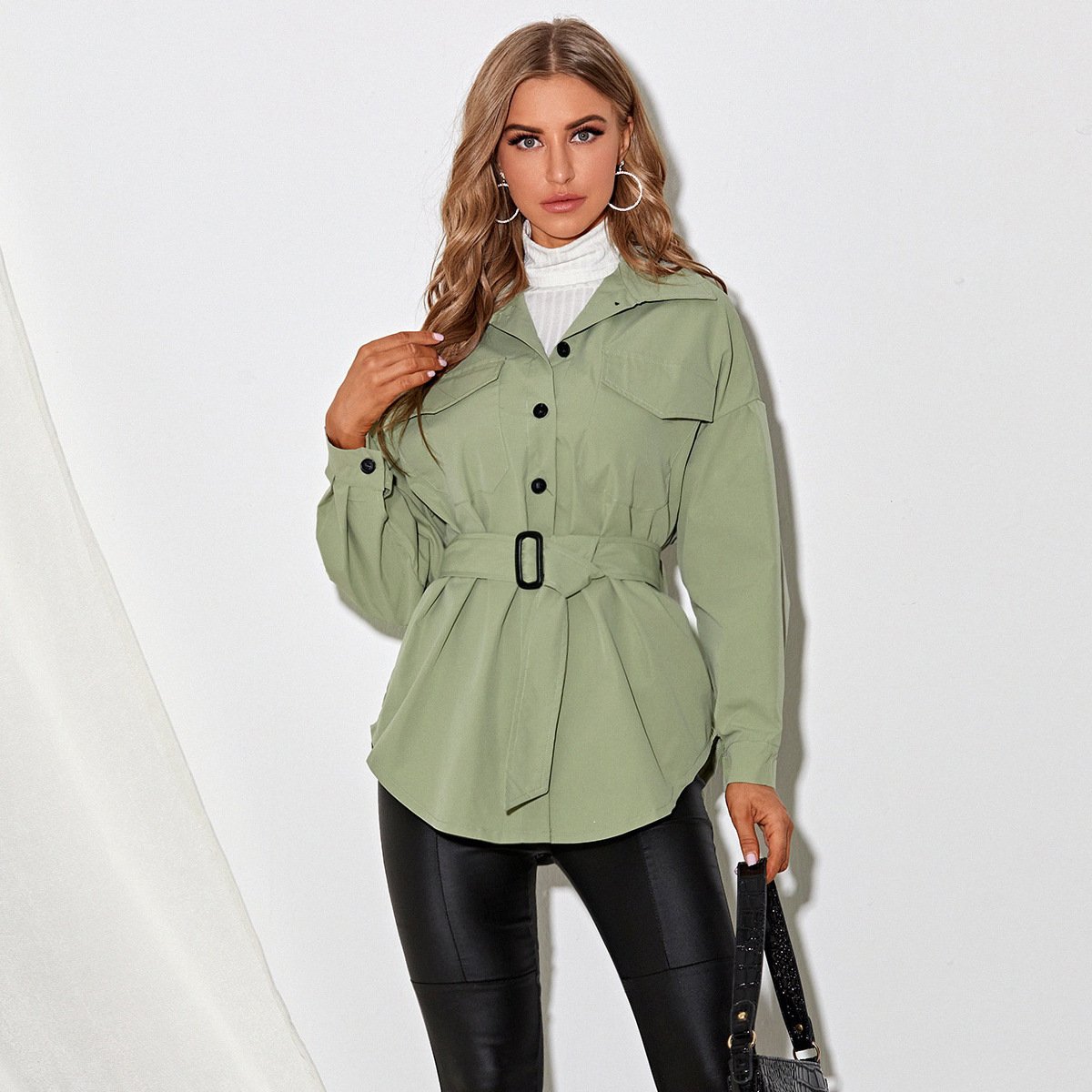 Camisa Chaqueta con Cinturón – Ideal para la Primavera