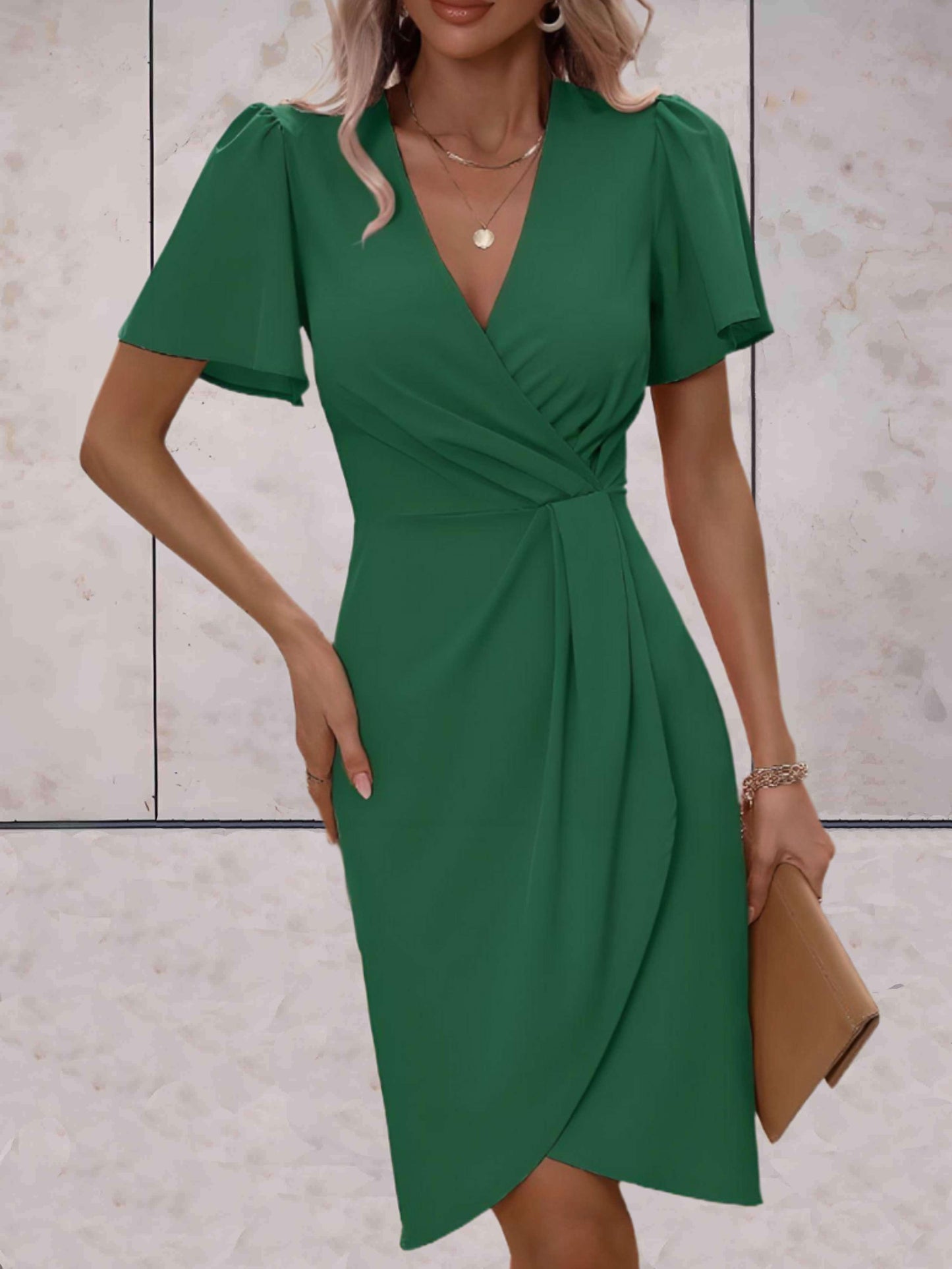 Vestido ajustado con mangas fluidas | Ideal para primavera y otoño