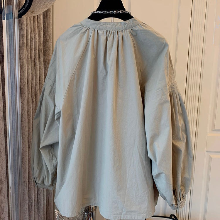 Blusa Plisada con Cuello en V y Mangas Farol | Ideal para Primavera