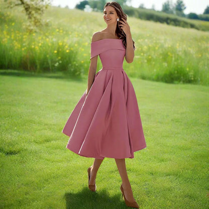 Vestido Midi de Satén sin Tirantes con Ajuste Fluido | Ideal para el Verano