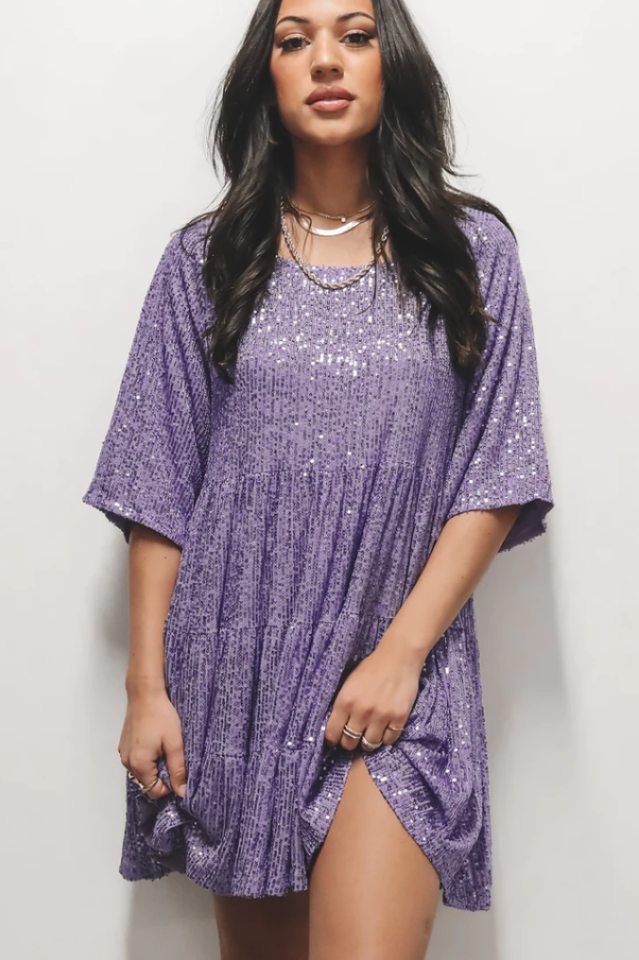 Vestido Mini Babydoll con Escamas en Capas | Ideal para Fiestas de Verano