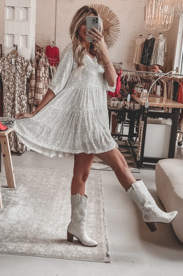 Vestido Mini Babydoll con Escamas en Capas | Ideal para Fiestas de Verano