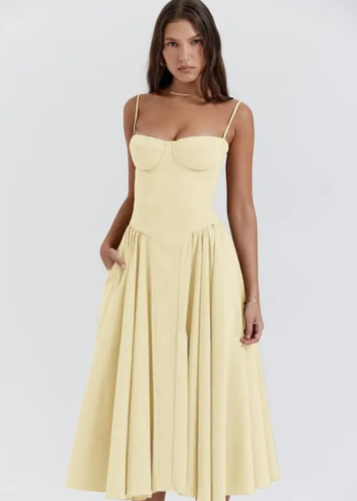 Vestido Midi Sin Tirantes con Tela Fluida | Ideal para Primavera y Verano