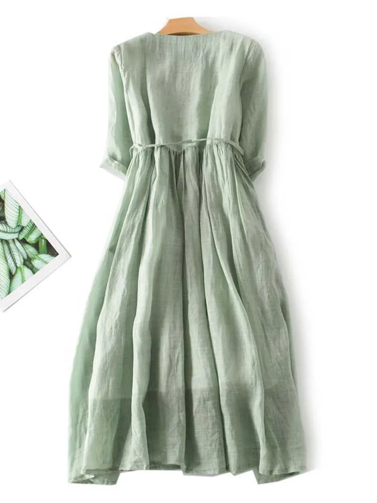 Vestido midi de lino con detalles boho y tejido transpirable | Ideal para verano