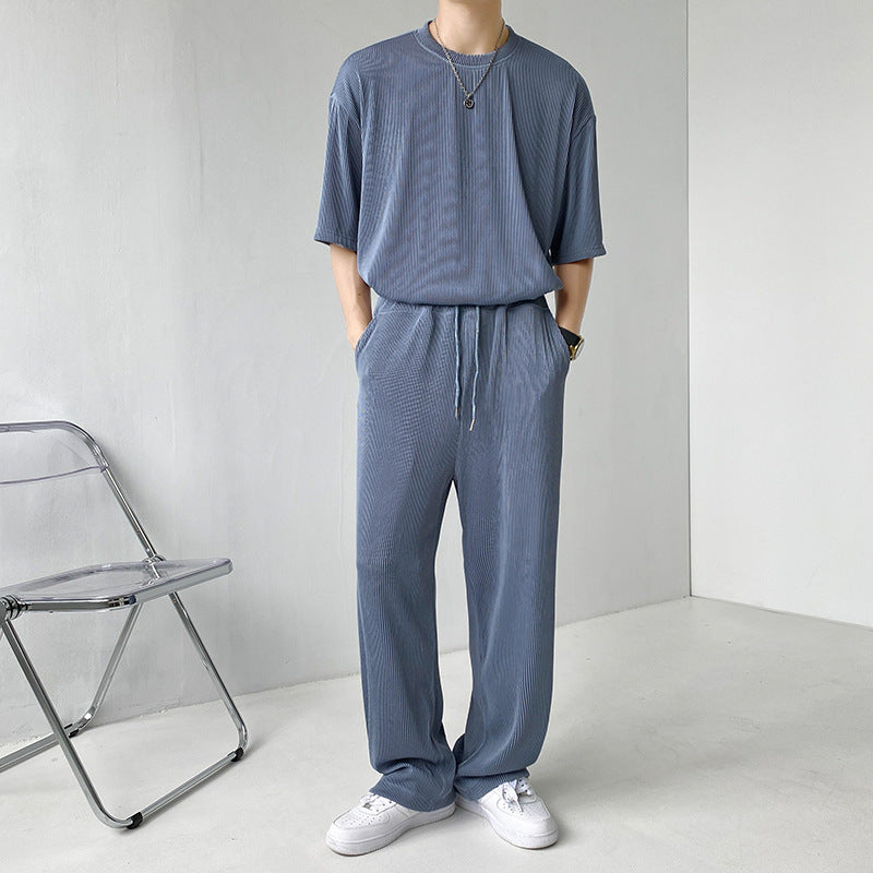 Conjunto de verano plisado transpirable: ideal para climas cálidos