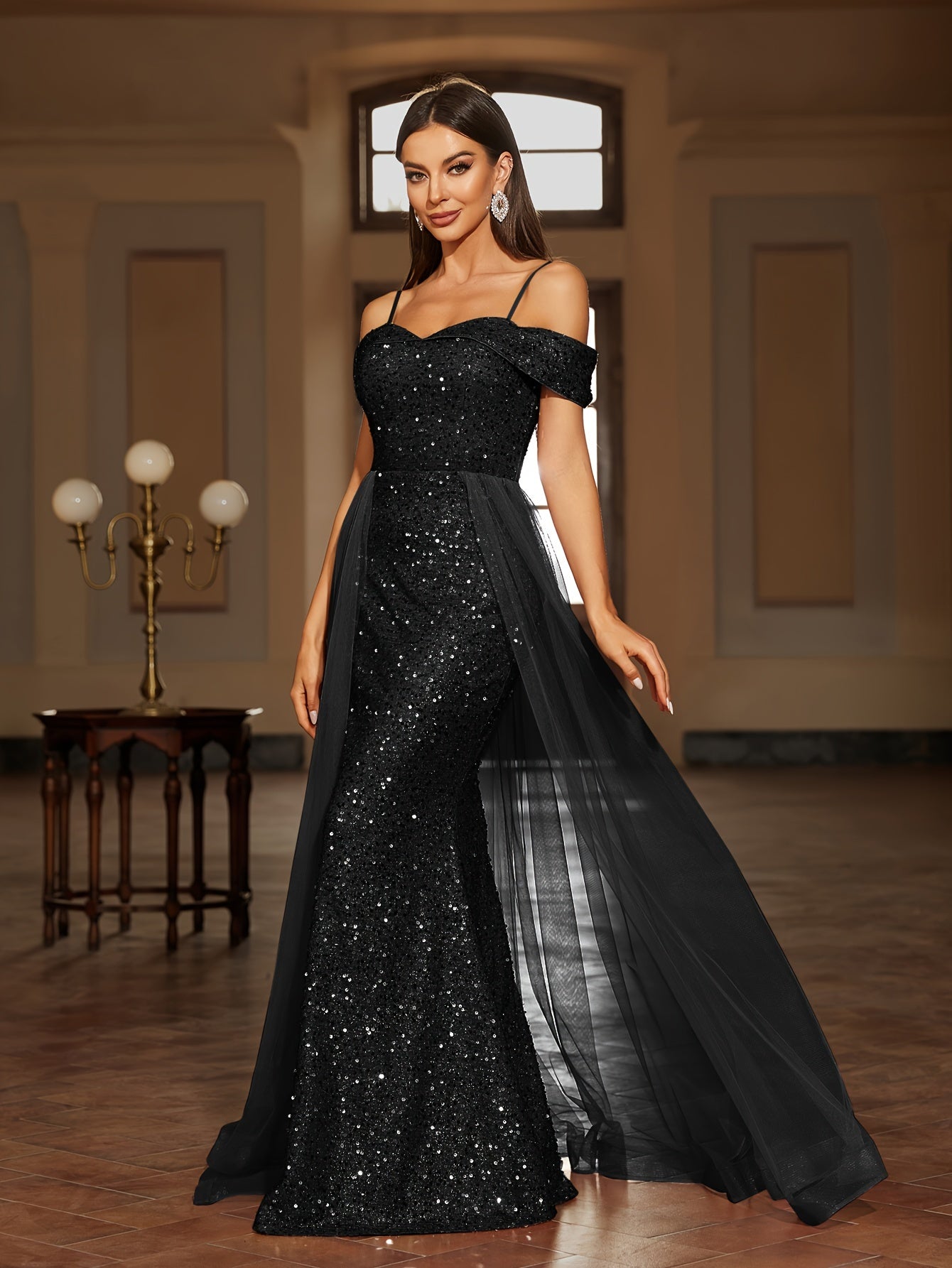 Vestido Largo de Noche con Cintura Ajustada y Falda Fluida | Ideal para Primavera y Verano