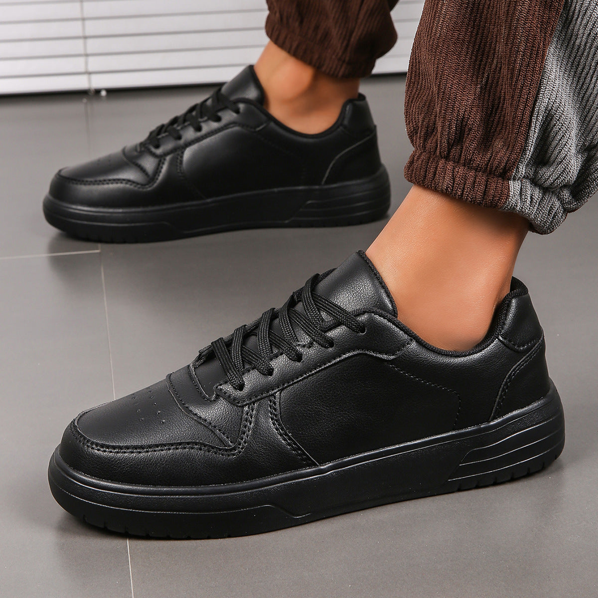Zapatos Deportivos de Cuero Transpirable para Hombre | Ideales para Primavera y Otoño