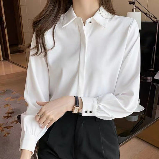 Camisa Blanca de Mujer de Corte Ajustado con Manga Larga | Ideal para Otoño