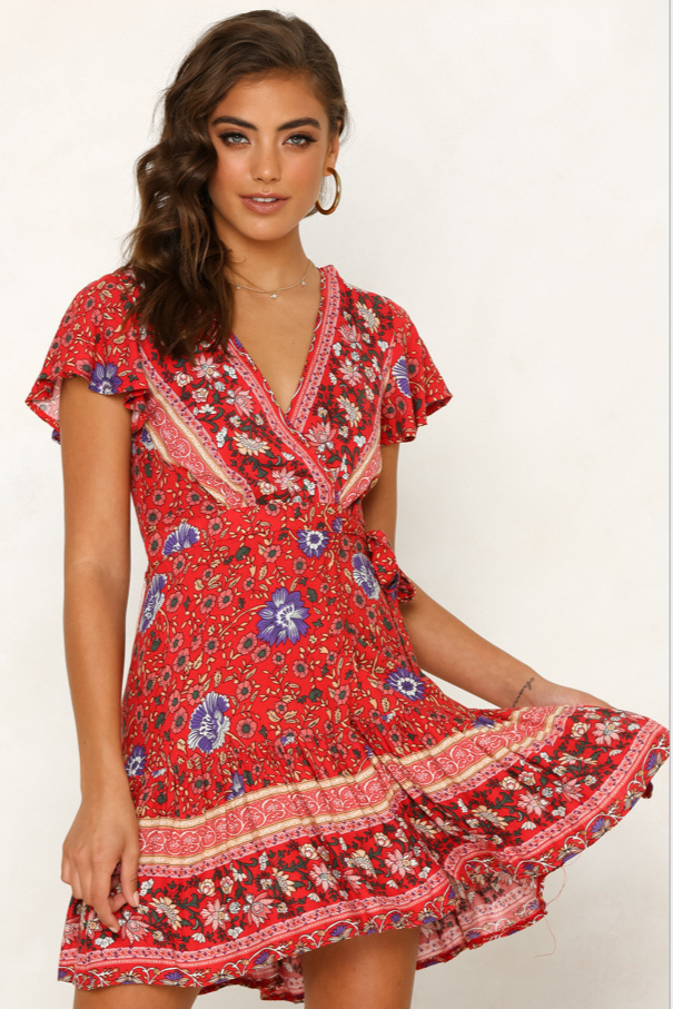 Título: Vestido Corto de Manga Corta con Escote en V y Cintura Alta con Dobladillo Irregular | Ideal para el Verano