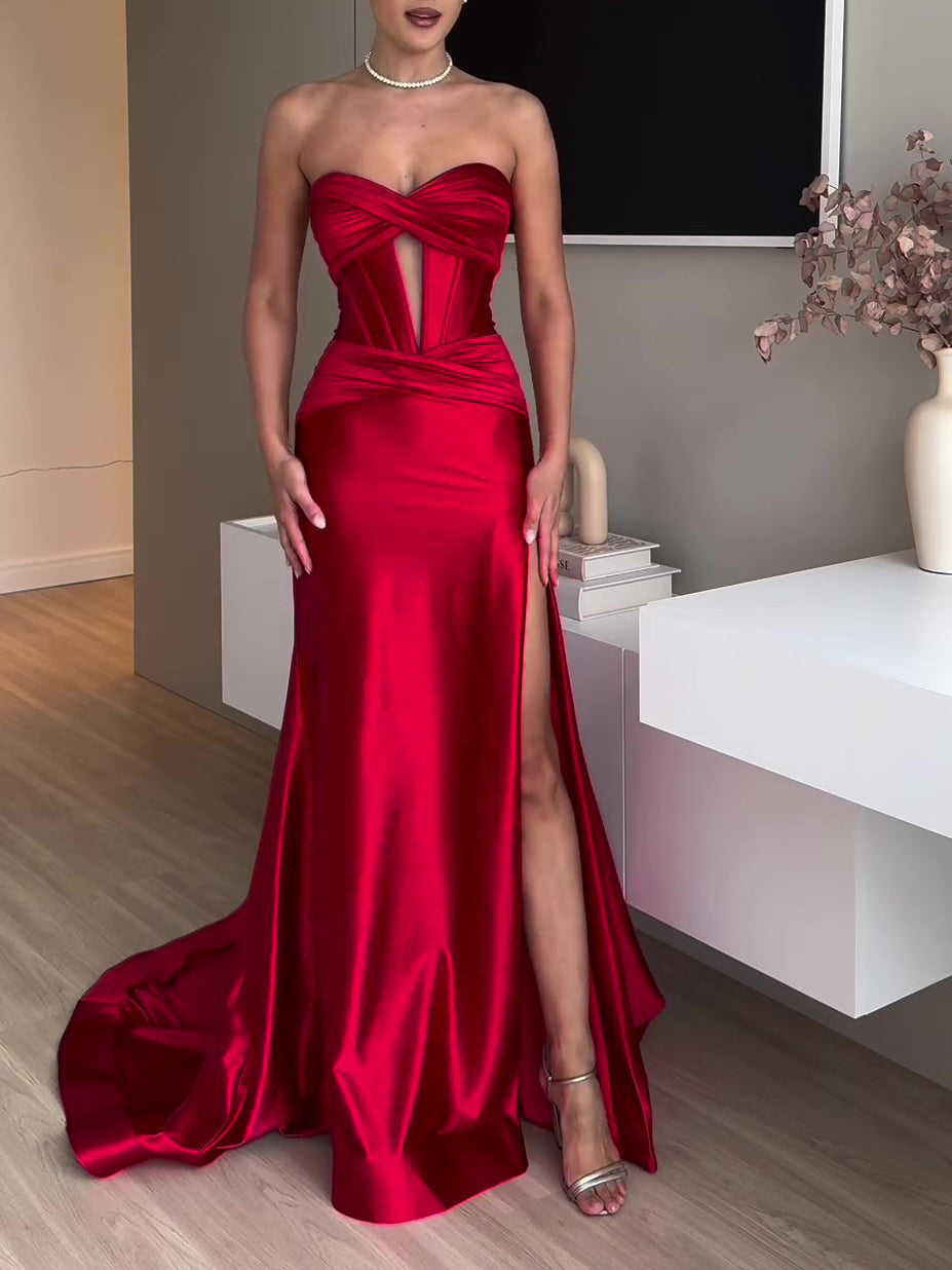 Vestido Largo de Noche Sin Tirantes con Abertura Alta – Ideal para Otoño e Invierno
