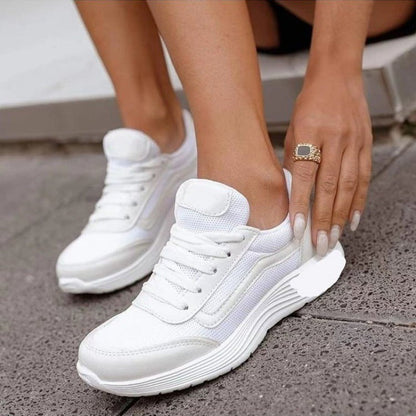 Zapatillas Deportivas Bajas con Cordones y Forro de Malla | Ideales para Todas las Temporadas