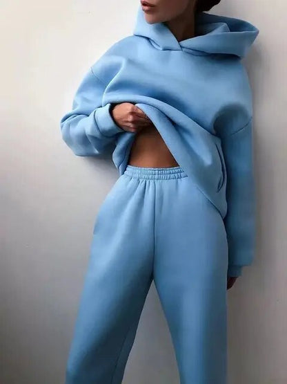 Conjunto cálido de sudadera con capucha y pantalones deportivos para mujer I Ideal para el invierno