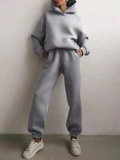 Conjunto cálido de sudadera con capucha y pantalones deportivos para mujer I Ideal para el invierno