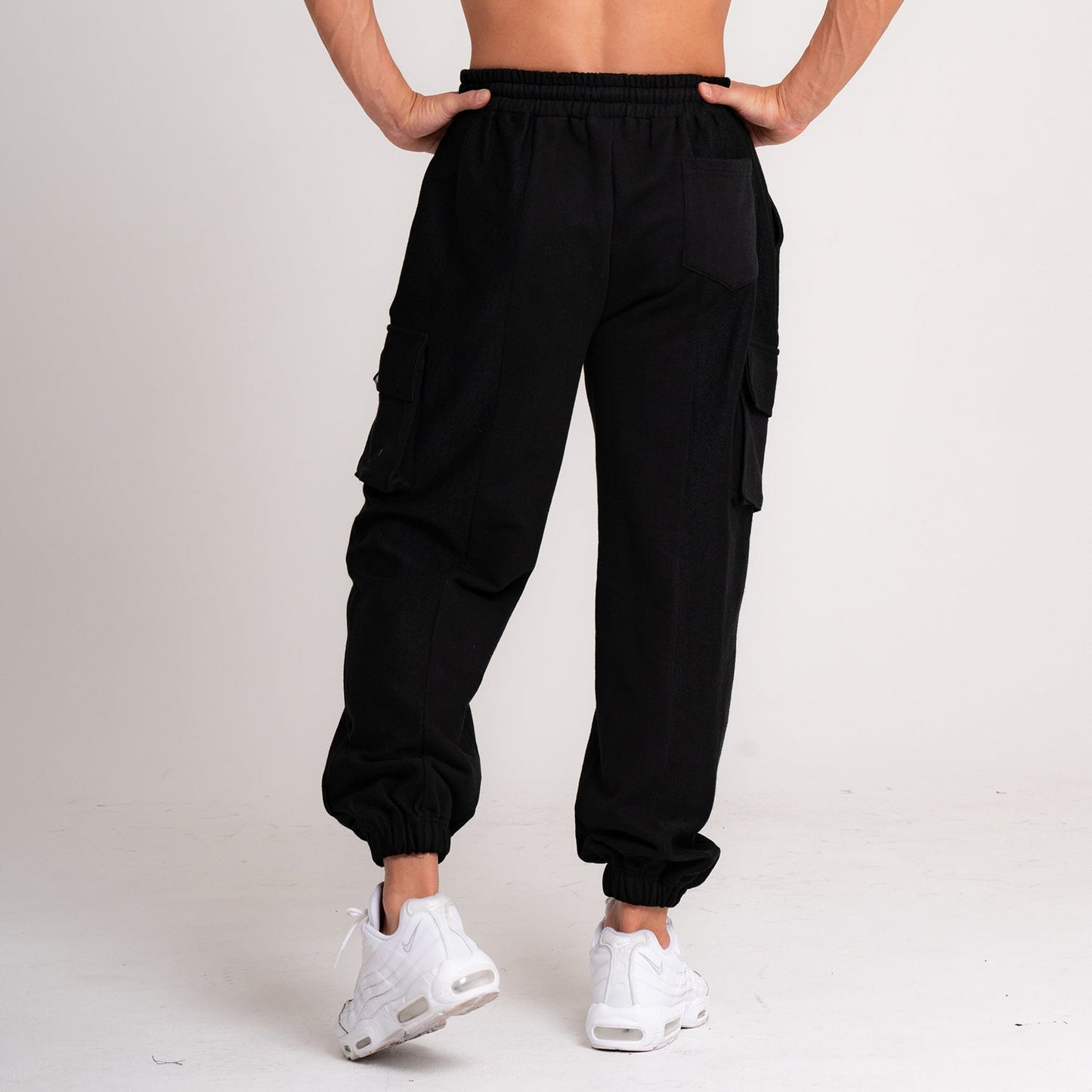 Pantalones Holgados con Múltiples Bolsillos y Cordón para Hombre – Ideales para Otoño e Invierno