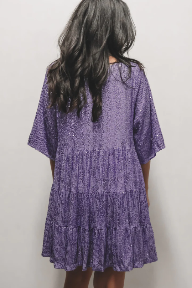 Vestido Mini Babydoll con Escamas en Capas | Ideal para Fiestas de Verano
