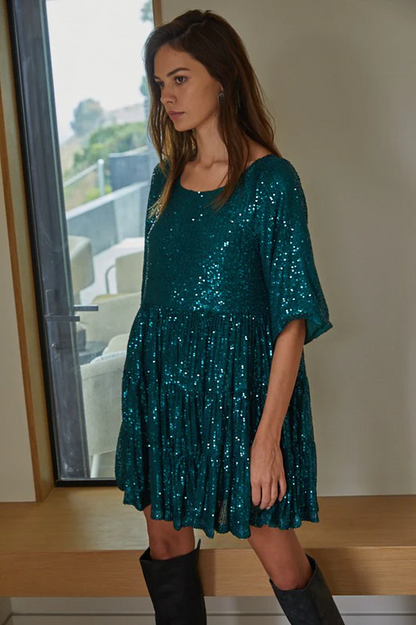 Vestido Mini Babydoll con Escamas en Capas | Ideal para Fiestas de Verano