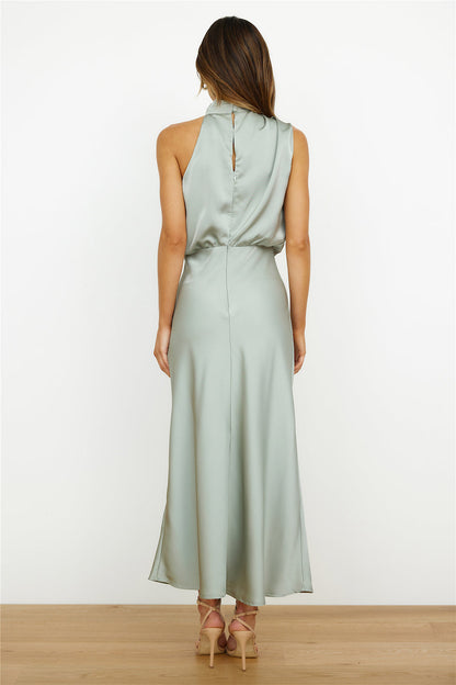 Vestido midi con escote asimétrico y silueta ajustada | Ideal para primavera y otoño