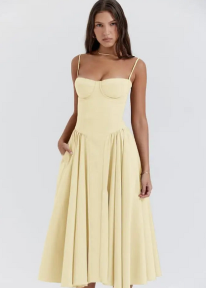 Vestido Midi Sin Tirantes con Tela Fluida | Ideal para Primavera y Verano