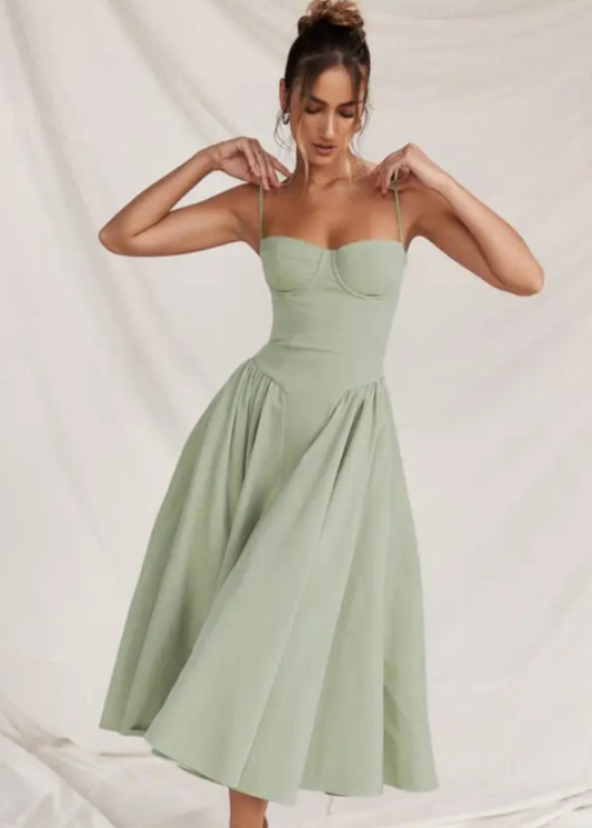 Vestido Midi Sin Tirantes con Tela Fluida | Ideal para Primavera y Verano