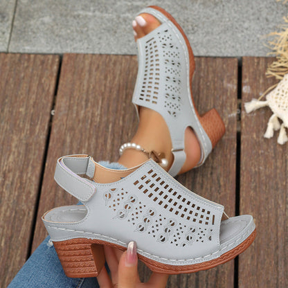 Sandalias Abiertas Huecas con Correa de Velcro | Ideales para el Verano