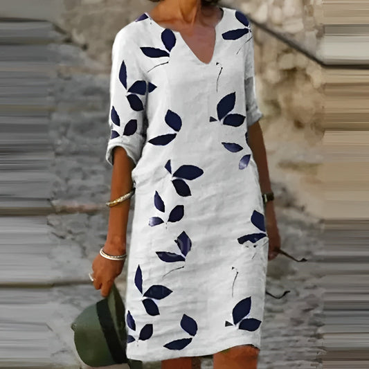 Vestido de Verano con Estampado de Hojas y Silueta Fluida | Ideal para el Verano