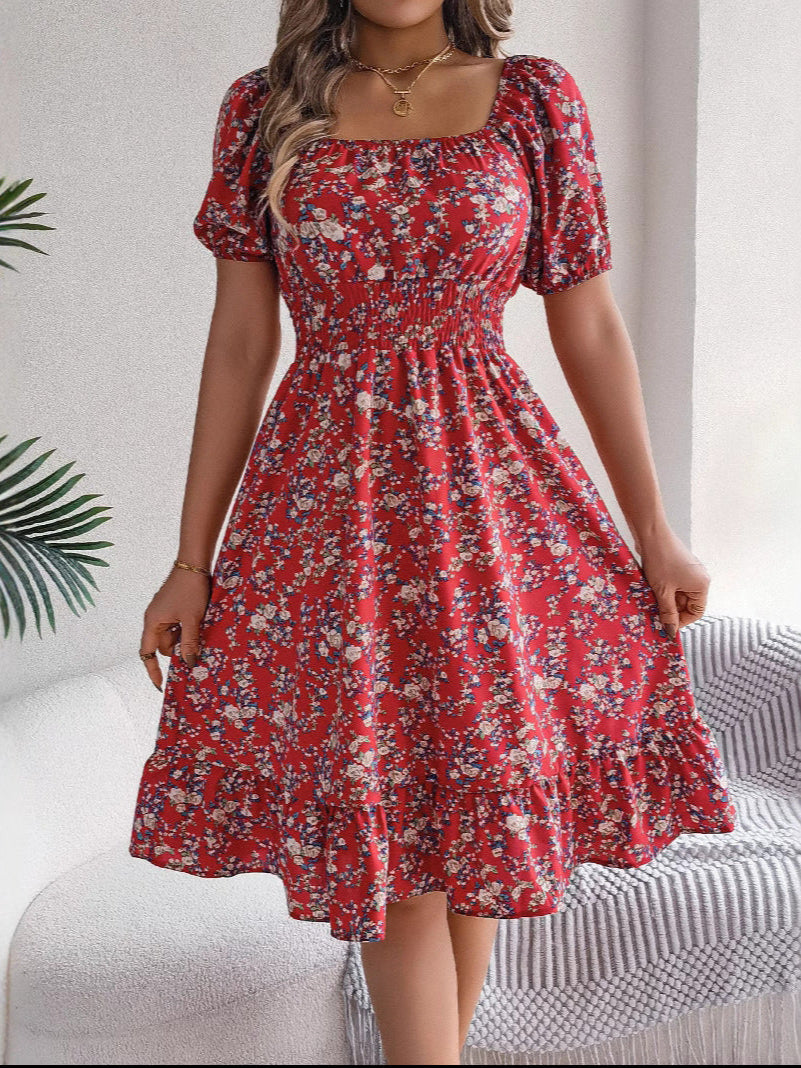 Vestido Floral con Cuello Cuadrado, Volantes y Cintura Alta | Ideal para el Verano